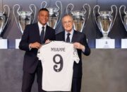 Resmi Pakai Nomor 9, Mbappe Diperkenalkan di Hadapan Suporter Real Madrid